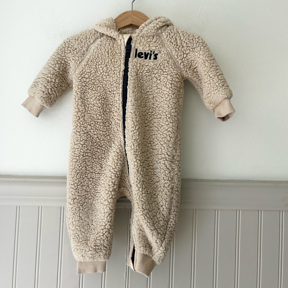 Levi's 6 Months Cream Beige Sherpa Baby Coverall Footie